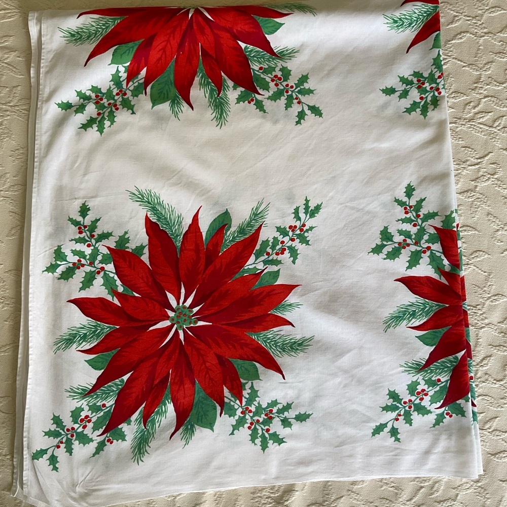 Vintage Poinsettia Christmas Cotton Tablecloth Measures 53x88.